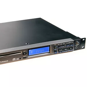 проигрыватель TASCAM CD-01U Pro CD  б/у