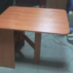 стол-книга