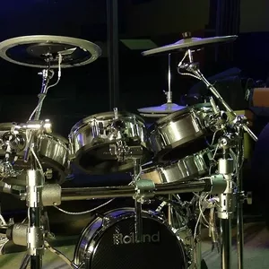 Roland TD-20SX V-Pro Drum Set----2500Euro