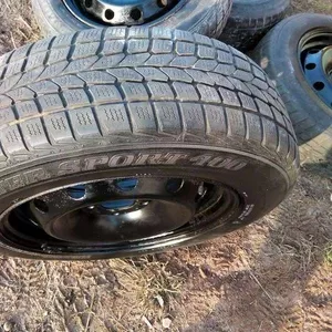 Зимние шины Dunlop 185/65R15 88T M+S на дисках 4х100