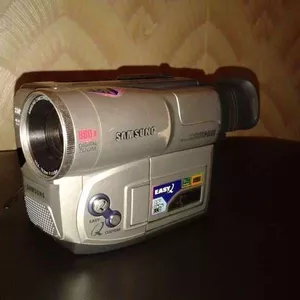 Видеокамера Samsung VP-L800