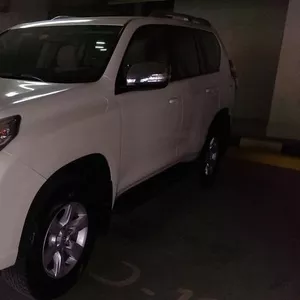 Toyota Prado TXL 2012 году модель,  цвет белый .... полный вариант//