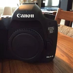 Canon EOS 5D Mark brand new