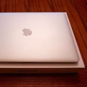 Apple MacBook new original