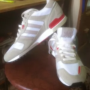 Продам новые кроссовки Adidas Original