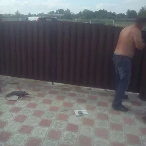 Забор,  ворота,  ограждения.