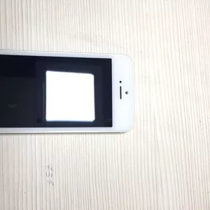 IPhone 5S - SILVER - 16GB. НЕ РЕФ!