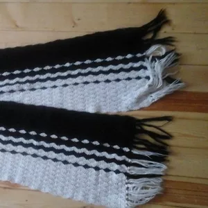 Комплект двойка-девочка шарф , варежки