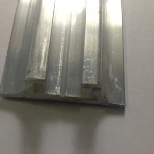 Салазка алюминиевая профильная для креплений сидений