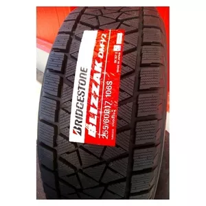 резина Bridgestone Вlizzak DM-V2 255/60R17 106S 