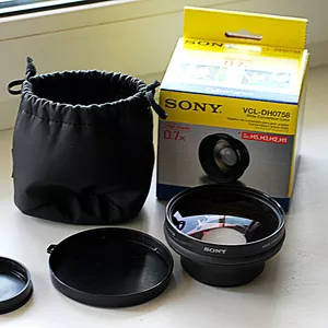 Широкоугольный конвертер Sony VCL-DH0758  58мм