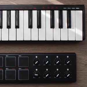 MIDI-КОНТРОЛЛЕР AKAI PRO LPK25