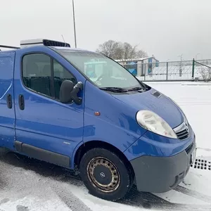 Opel Vivaro грузовой микроавтобус с холодильником