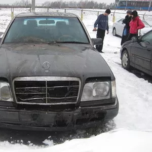Продам автомобиль МЕРСЕДЕС 124Е