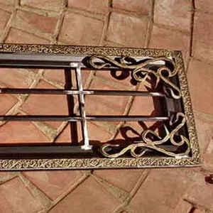 Металлоизделия: каркасы,  ворота откатные и распашные..